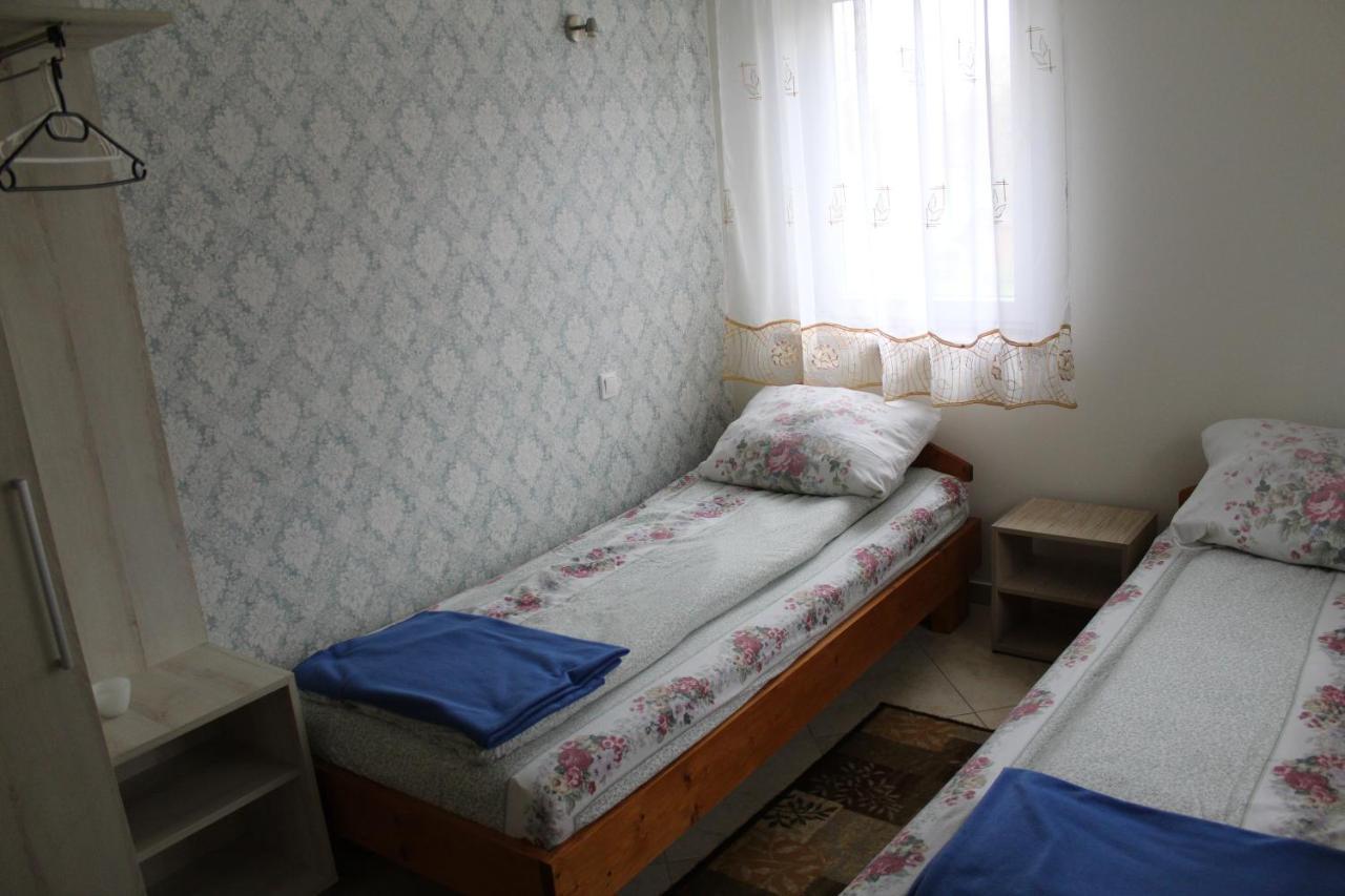 Agroturystyka Pod Kogutkiem Czysta エクステリア 写真